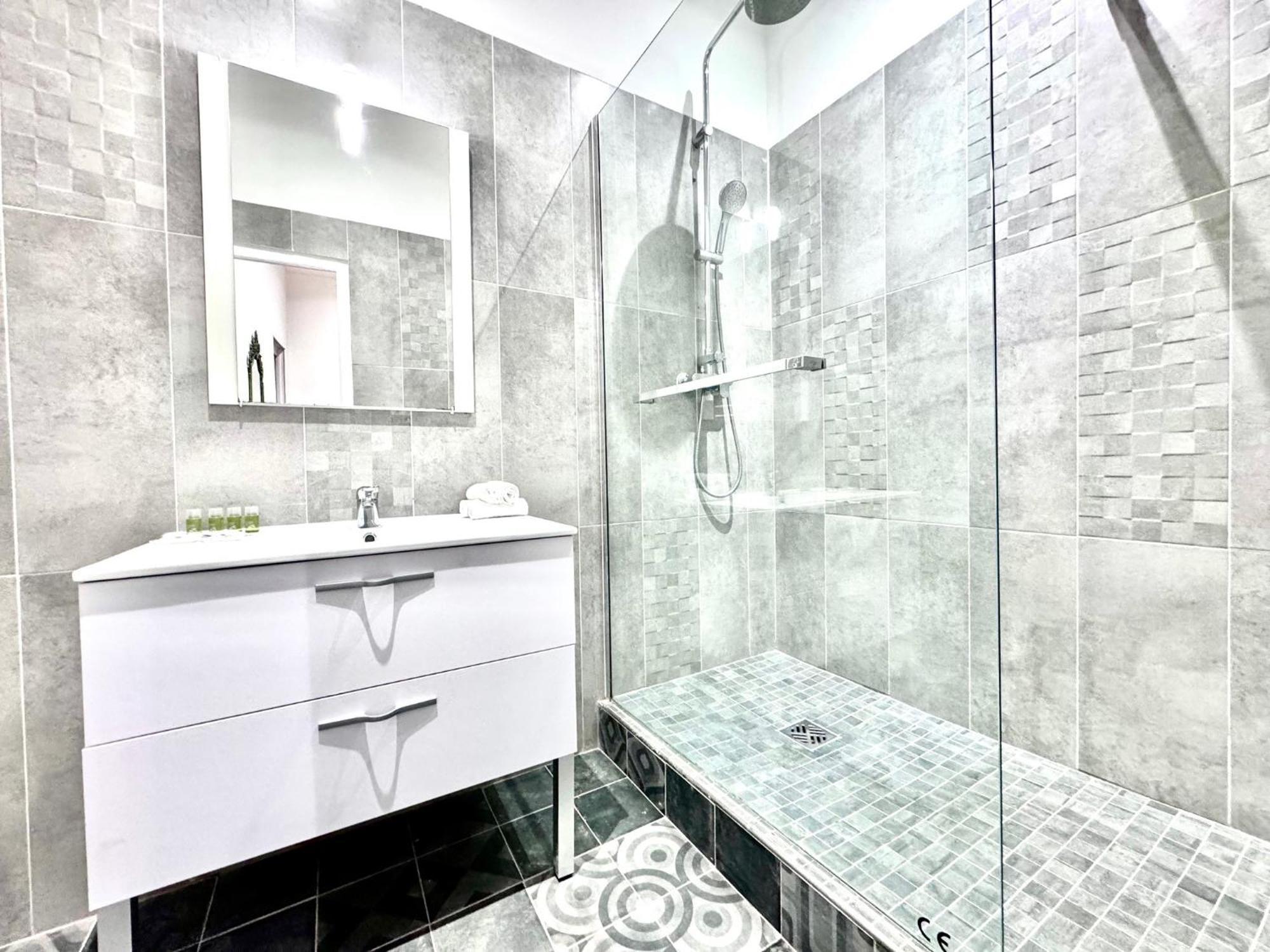 Aparthotel Riviera - Pont Vieux 2 - Old Town - Charm 2 Bedrooms Apartement Ac - 5Mn Beach Nizza Exterior foto